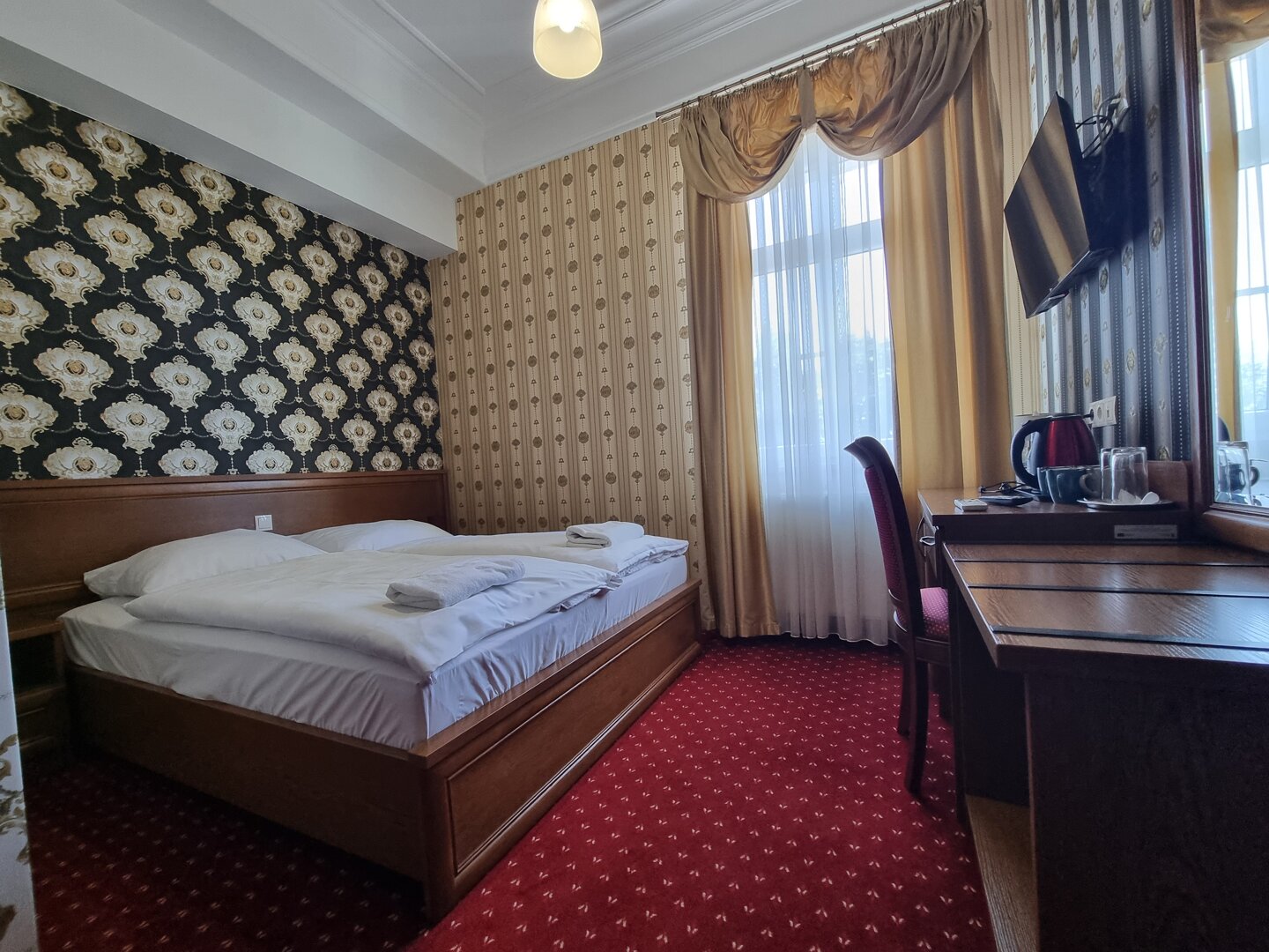 Pok&oacute;j rodzinny Delux "Black & White"